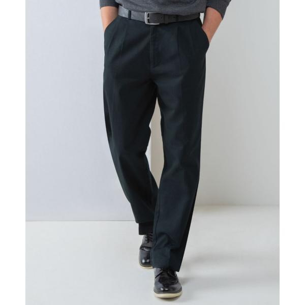 Teflon®-coated double-pleated chino trousers